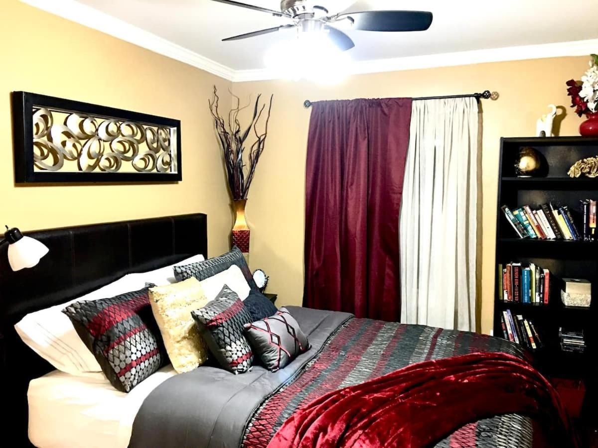 Charity'S Haven II Apartment Waldorf Exterior photo